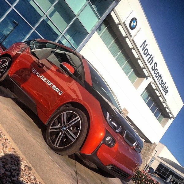 Снимок сделан в BMW North Scottsdale пользователем Penske Automotive A. 1/17/2014