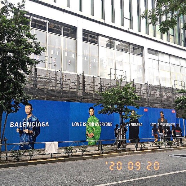 Photos At Balenciaga Aoyama バレンシアガ青山 Boutique Photos At Balenciaga Aoyama バレンシアガ青山 Boutique