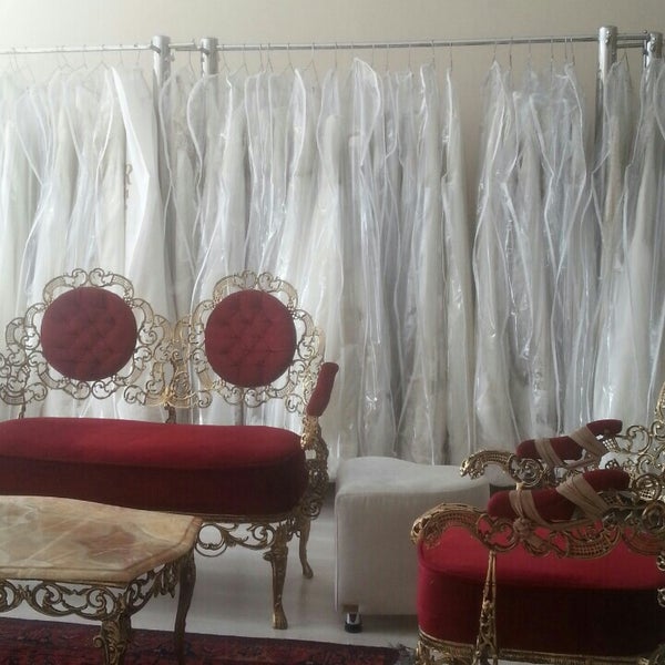 aynur gelinlik ve moda evi