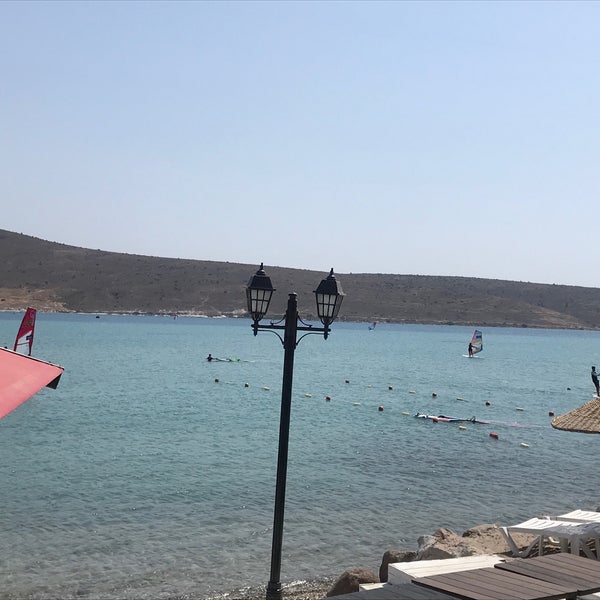 Photo taken at Alaçatı Surf Paradise Club by Ebru A. on 7/31/2021