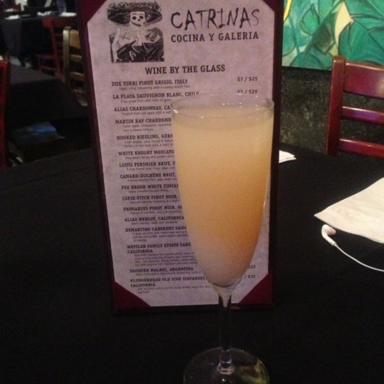 Foto tirada no(a) Catrinas Tacos and Tequila Bar por Champagne Girl 💋🏈🍷🇮🇹 em 11/18/2012