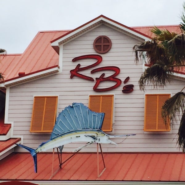 Photo taken at R.B.&#39;s Seafood Restaurant by Joe N. on 4/19/2015