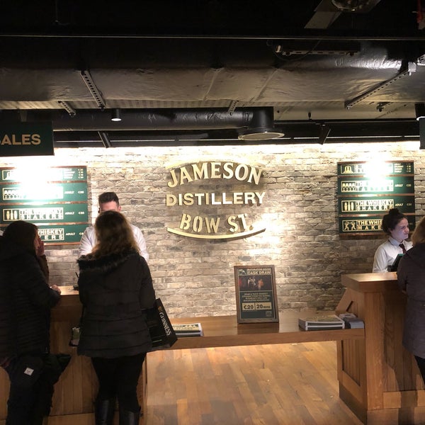 Foto diambil di Jameson Distillery Bow St. oleh Angel R. pada 4/10/2018