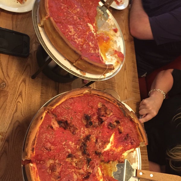 Giordano's Pizza - Pizza Place in Indianapolis