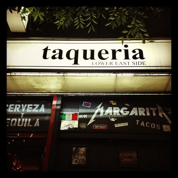 Photo taken at Taqueria Lower East Side by Auds B. on 9/20/2012