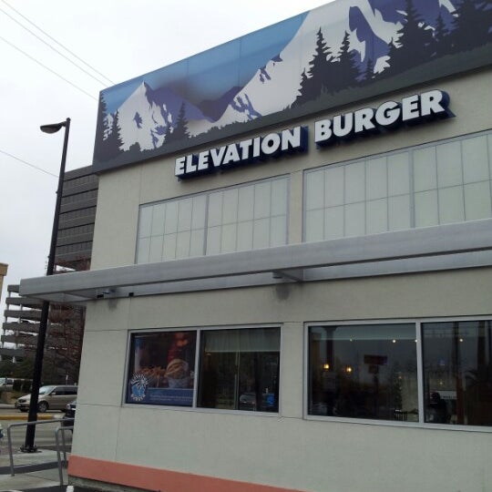 Photo taken at Elevation Burger by Karen L. on 1/14/2013