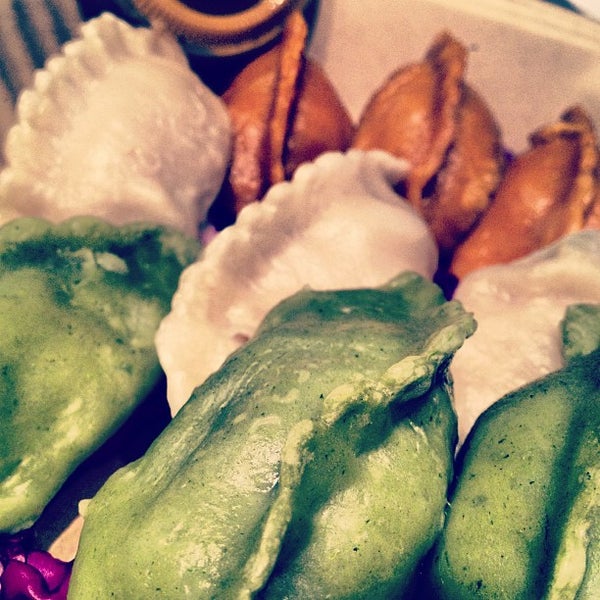 รูปภาพถ่ายที่ Stumptown Dumplings โดย Mike T. เมื่อ 12/20/2012