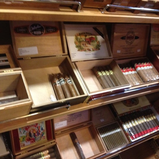 Humidor Del Sol Smoke Shop in Port Aransas