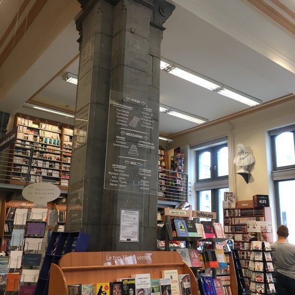 Das Foto wurde bei Librairie Molière von geheimtip ʞ. am 9/22/2018 aufgenommen