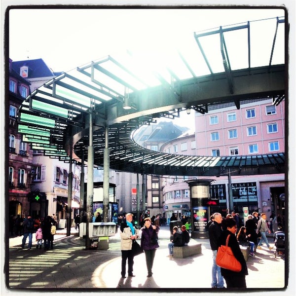 Station Homme De Fer Strazburg Alsas