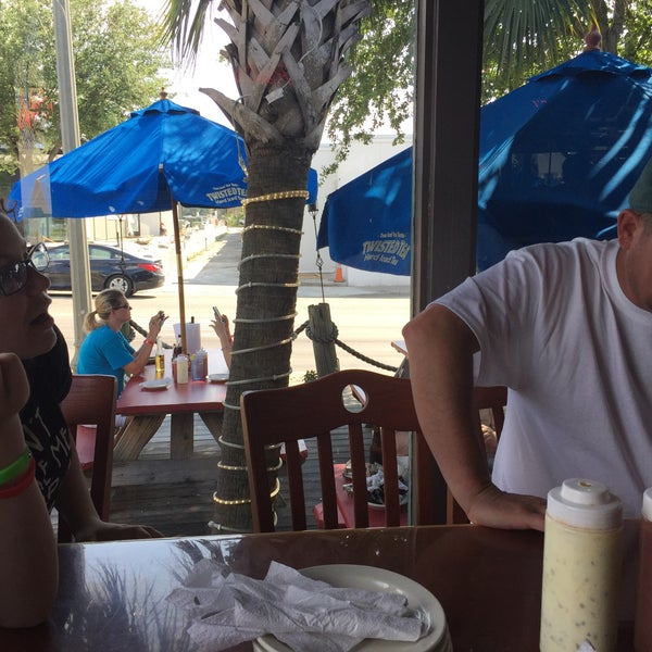 Photo taken at Dirty Don&#39;s Oyster Bar &amp; Grill by Kristen D. on 6/6/2015