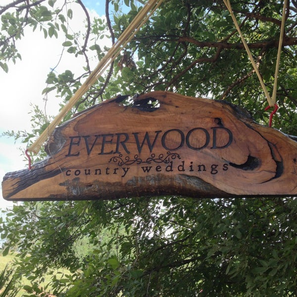 Everwood Country Wedding Event Space