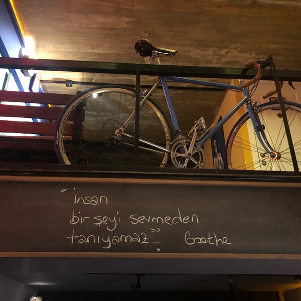 Foto tirada no(a) Cinatı Cafe &amp; Bar por Yeliz Ş. em 12/24/2019