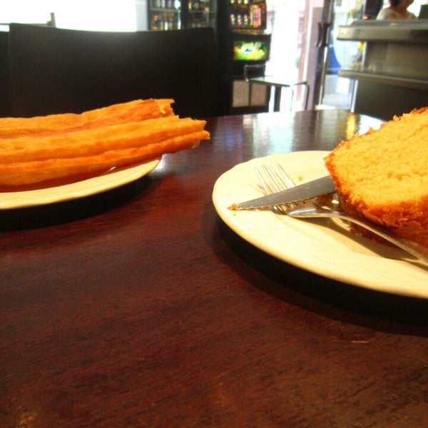 Foto diambil di Restaurante  FEITO oleh Pícara I. pada 7/19/2014