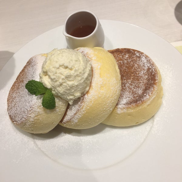 Photos At 幸せのパンケーキ 熊本店 Cafe In 熊本市 Photos At 幸せのパンケーキ 熊本店 Cafe In 熊本市