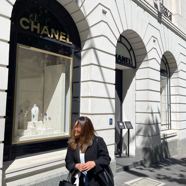 Chanel stores Melbourne TOP 10