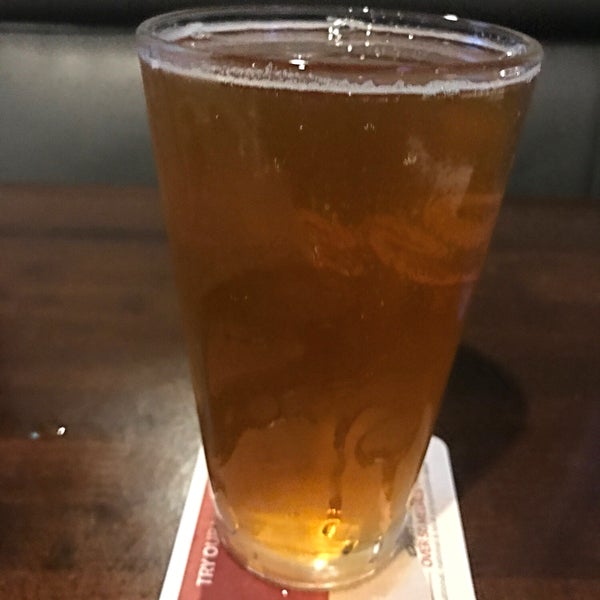 Photo taken at Oggi’s Pizza &amp; Brewhouse Point Loma by Dan B. on 10/6/2018
