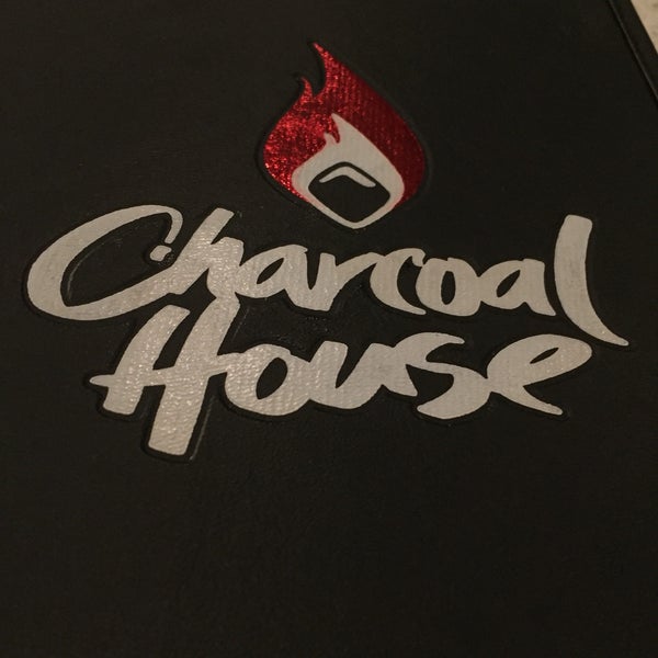 12/1/2018 tarihinde Ebrahem M.ziyaretçi tarafından Charcoal House Steakhouse &amp; Music Bar'de çekilen fotoğraf
