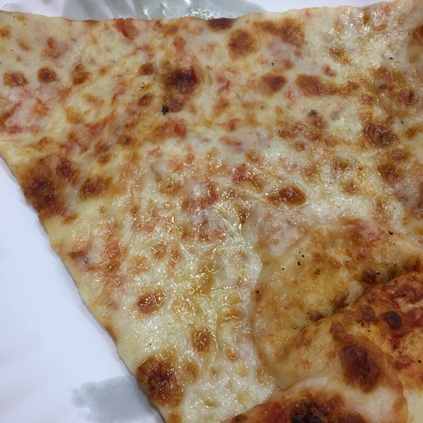 Gaslamp Pizza Pizzeria in Gaslamp