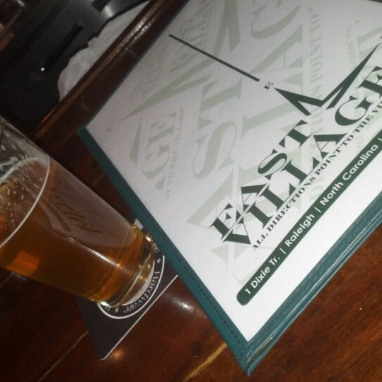 1/5/2013にPatrick M.がEast Village Grill &amp; Barで撮った写真