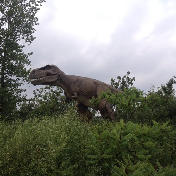 Photo taken at Field Station: Dinosaurs by Thomas on 7/13/2014
