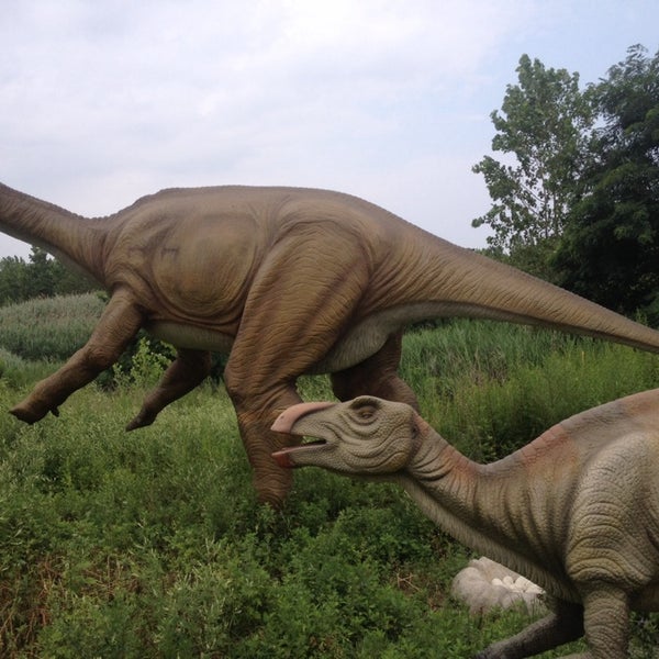 Photo taken at Field Station: Dinosaurs by Thomas on 7/13/2014