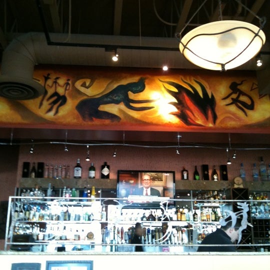 2/11/2013에 Jim Y.님이 Canyons Restaurant &amp; Bar에서 찍은 사진