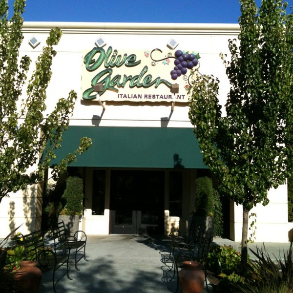 olive garden everett mall way phone number