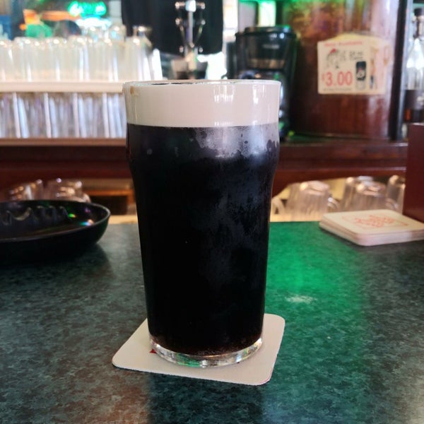 Photo taken at Brendee’s Irish Pub by Woody C. on 9/17/2019