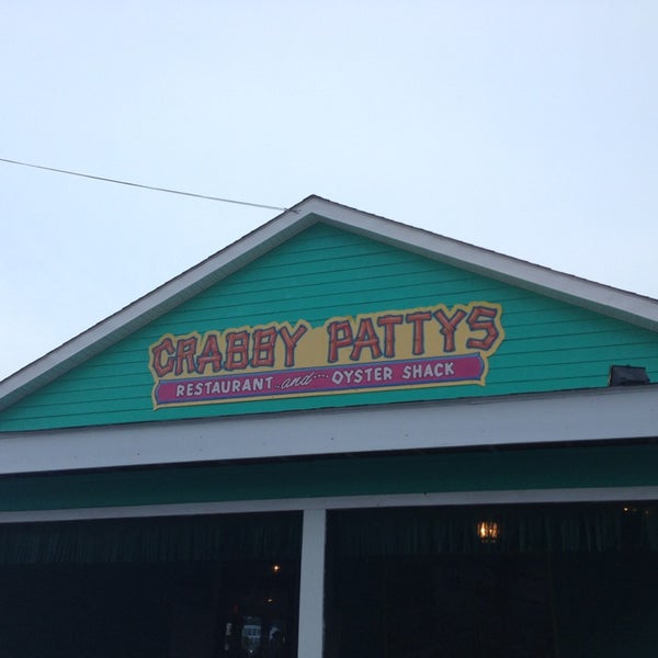Снимок сделан в Crabby Patty&#39;s пользователем Liz H. 8/11/2013