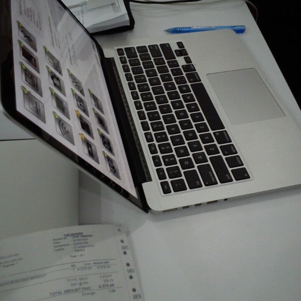 Itworld Apple Store Electronics Store