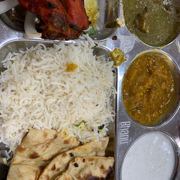 Снимок сделан в Bhanu&#39;s Indian Grocery &amp; Cuisine пользователем P. Chunyi H. 3/30/2023