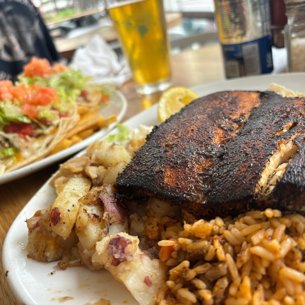 Paia Fish Market Waikiki ワイキキ ホノルル、HI