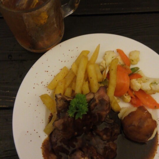Photos At The Robok Dapur American Restaurant Photo Taken At The Robok Dapur By Zura On 8 26 2016