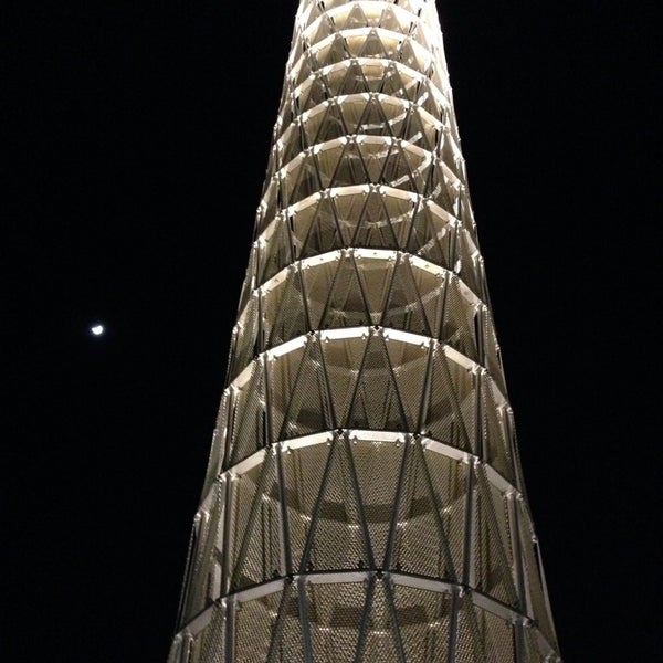 Light tower. Light tower