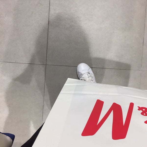 Photos At H M No 251 Sec 3 Taiwan Blvd