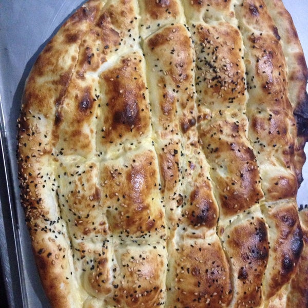 Снимок сделан в Safir Ocakbaşı ve Restaurant пользователем Hasan Fatih Ö. 6/21/2015