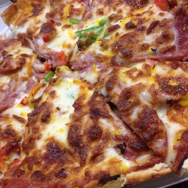 Meykhosh Pizza پیتزا میخوش منطقه ۶ 184 tips from 1048 visitors