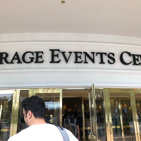 Das Foto wurde bei The Mirage Convention Center von Mete am 7/14/2018 aufgenommen