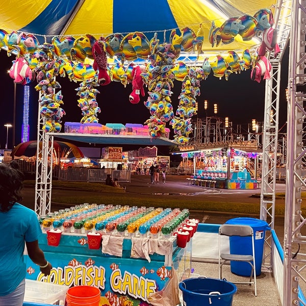 Photos at Wolfchase Galleria Shopping Mall