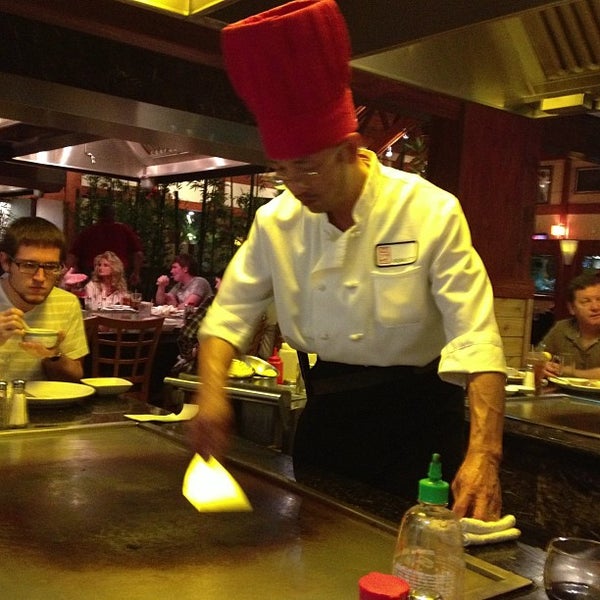 12/25/2012 tarihinde Jessica H.ziyaretçi tarafından Asian City Restaurant'de çekilen fotoğraf