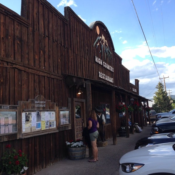 6/28/2014にTim D.がHigh Country Restaurant &amp; Saloonで撮った写真