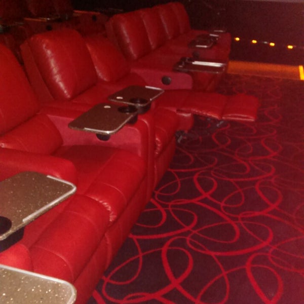 AMC Worldgate 9 Herndon, VA