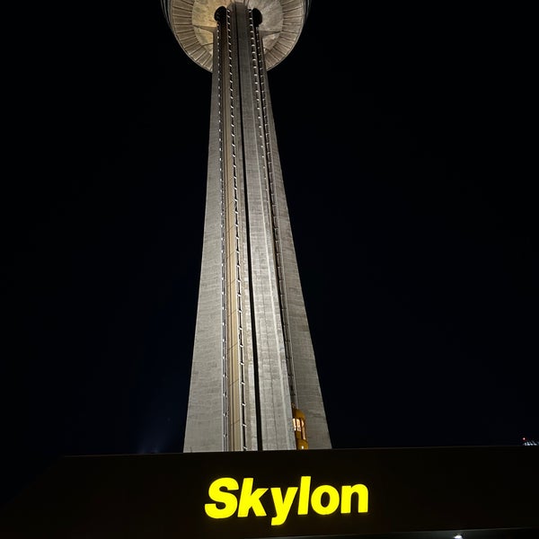Photo taken at Skylon Tower by Tanktron on 7/11/2023