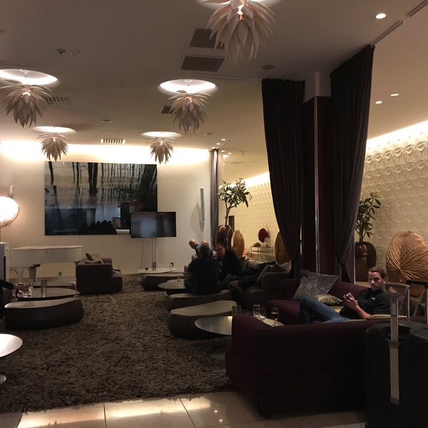 Das Foto wurde bei Clarion Hotel Arlanda Airport von Markus B. am 11/19/2017 aufgenommen