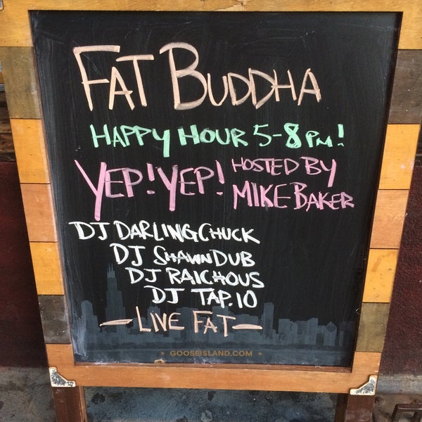 9/9/2015 tarihinde Mike B.ziyaretçi tarafından Fat Buddha'de çekilen fotoğraf