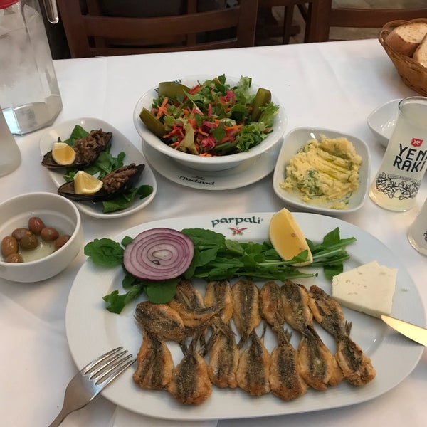Foto scattata a Ata Balık Restaurant da Oktay E. il 12/21/2017