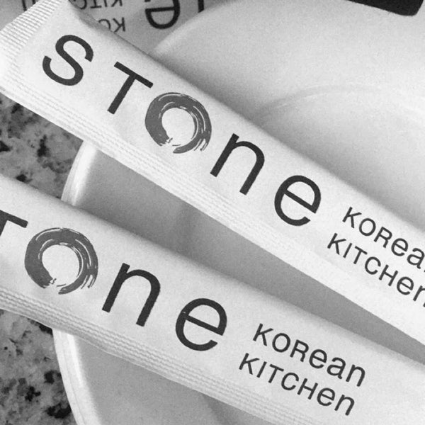 Снимок сделан в Stone Korean Kitchen пользователем Sophia F. 2/13/2016