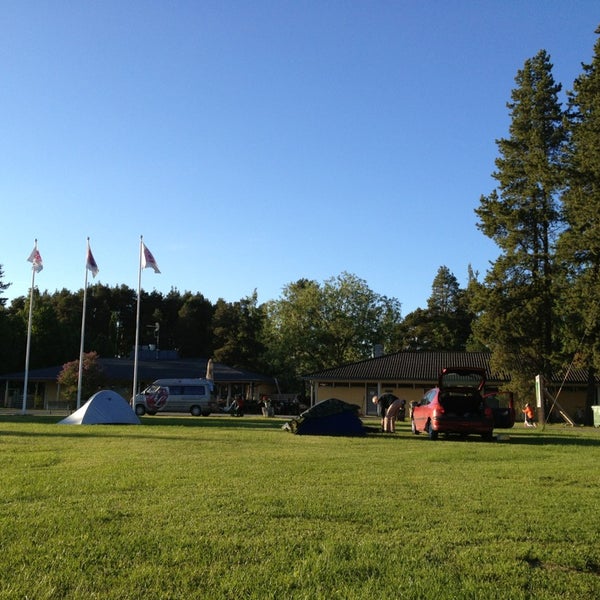 Holiday Linnunlahti РєРµРјРїРёРЅРі