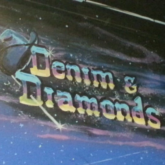 12/16/2012 tarihinde Jared J.ziyaretçi tarafından Denim &amp; Diamonds'de çekilen fotoğraf